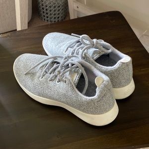 Women’s Grey wool allbirds
